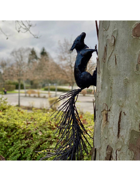 Écureuil en métal recyclé à accrocher deco jardin